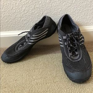 EUC Merrell Pace Glove Black